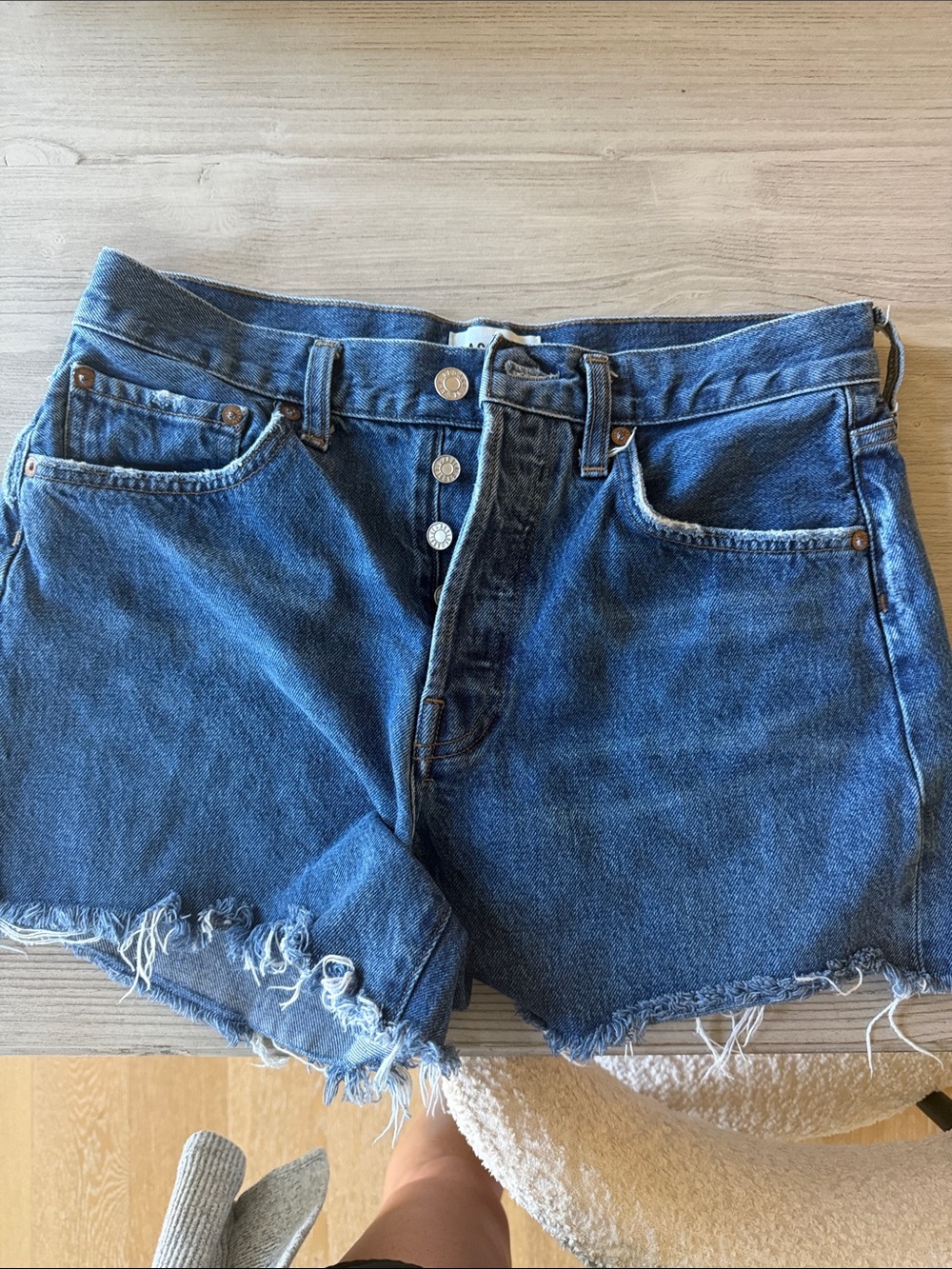 Agolde Parker long shorts
